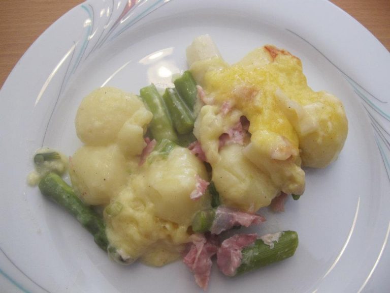 Spargel-Knödel-Gratin - Rezeptfamilie