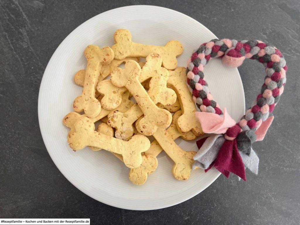 15 Knochenkekse aus Maismehl 2 Knochenkekse aus Maismehl - Rezept von Doggi-Dog.com