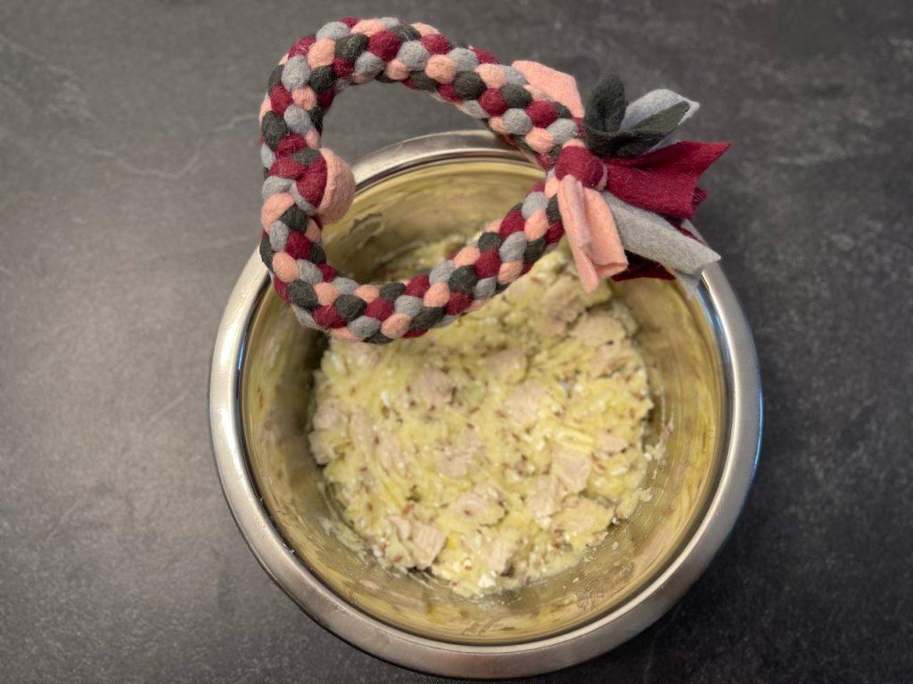 1 Portion Putenfleisch mit Kartoffeln 2 Putenfleisch mit Kartoffeln - Rezept von Doggi-Dog.com vorgestellt von Rezeptfamilie