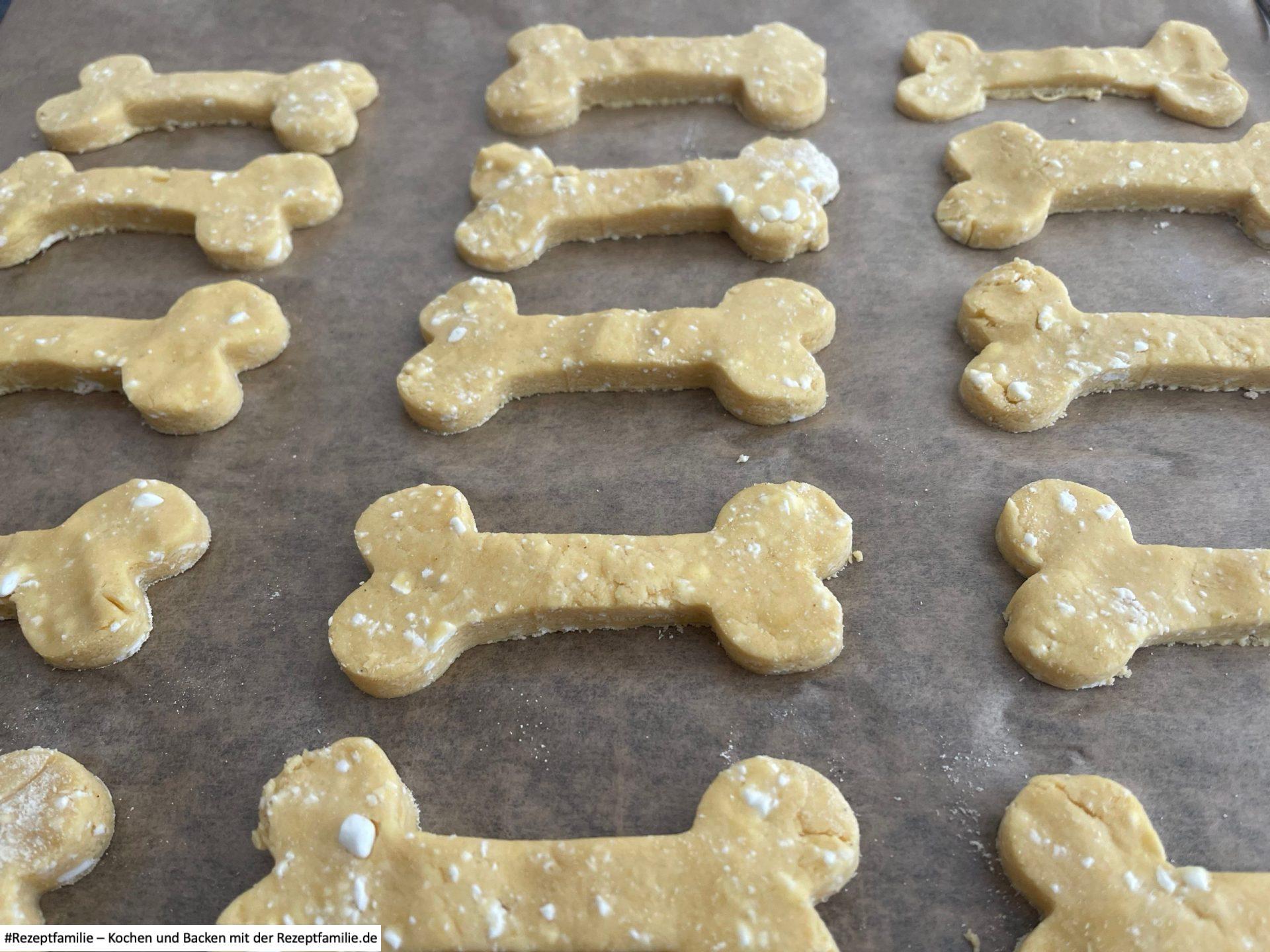 auf dem Backblech Knochenkekse aus Maismehl - Rezept von Doggi-Dog.com