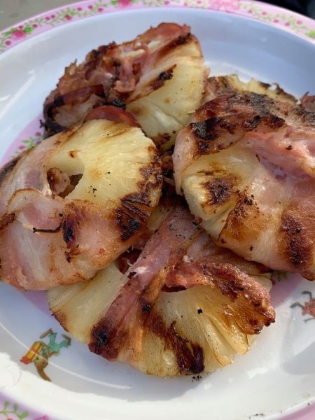 Rezepte 5 Ananas mit Bacon vom Grill - präsentiert von der Rezeptfamilie von Familyeller
