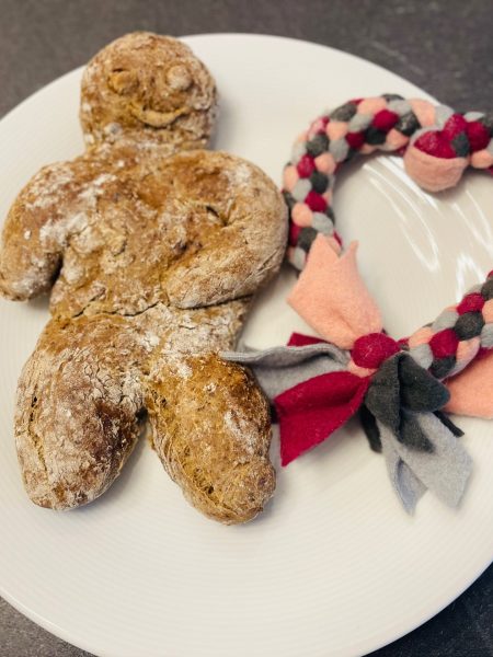 Rezepte 2 fertiger Weckmann für den Hund - präsentiert von der Rezeptfamilie und Doggi-Dog.com
