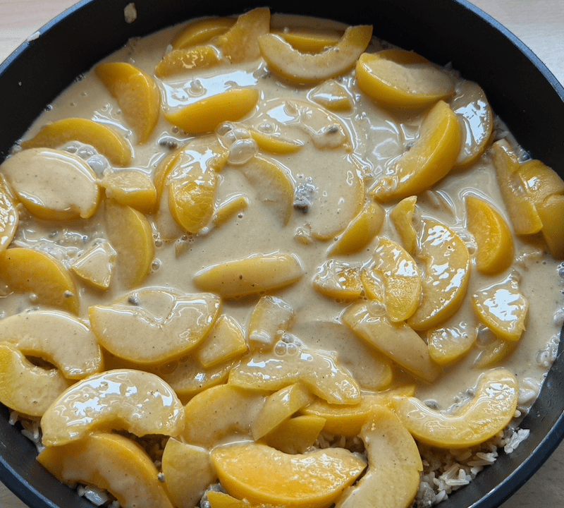 Süßer Hack-Reisauflauf mit Pfirsichen - Rezeptfamilie