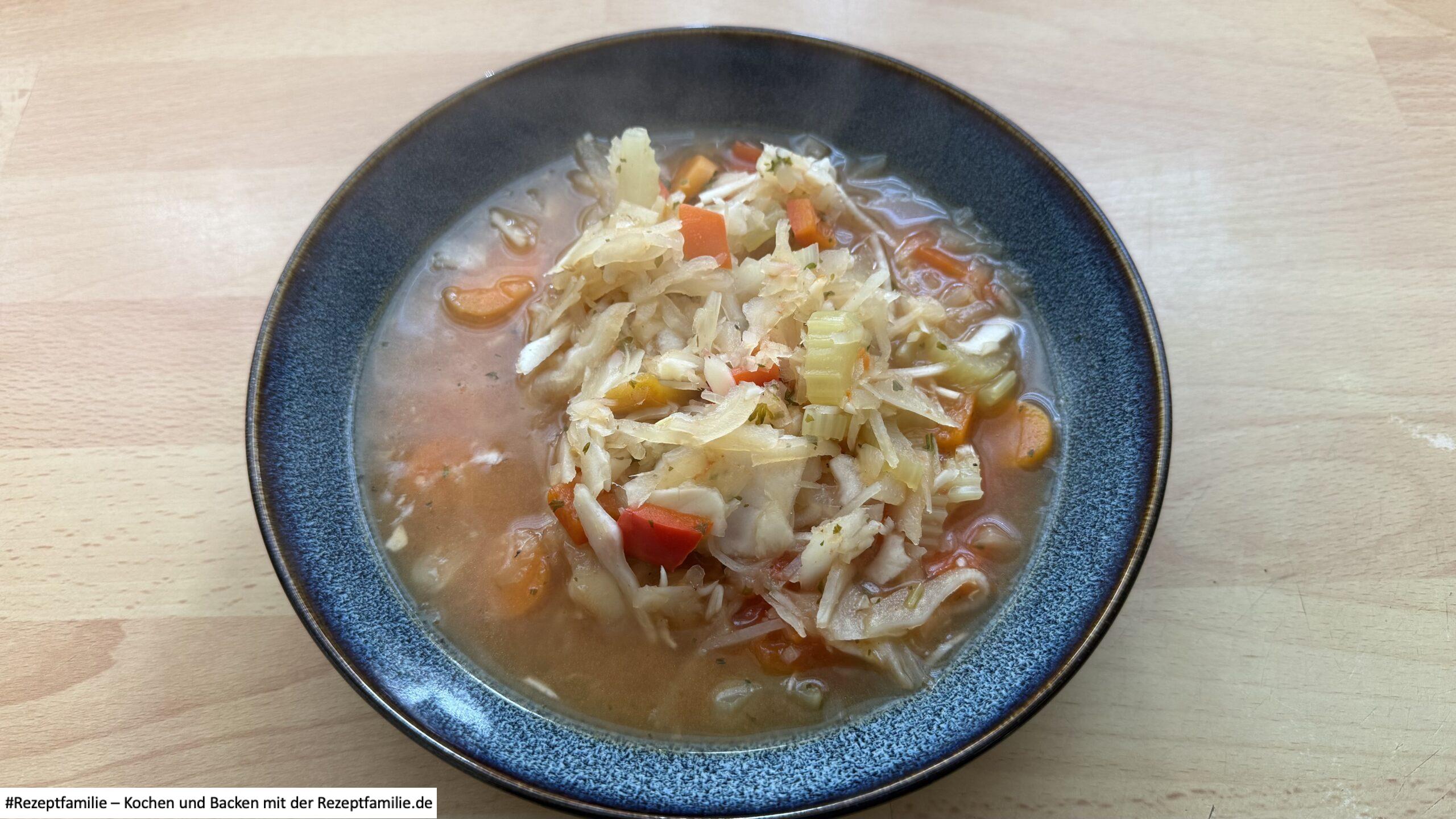 Kohlsuppe für 8 Personen - Rezeptfamilie