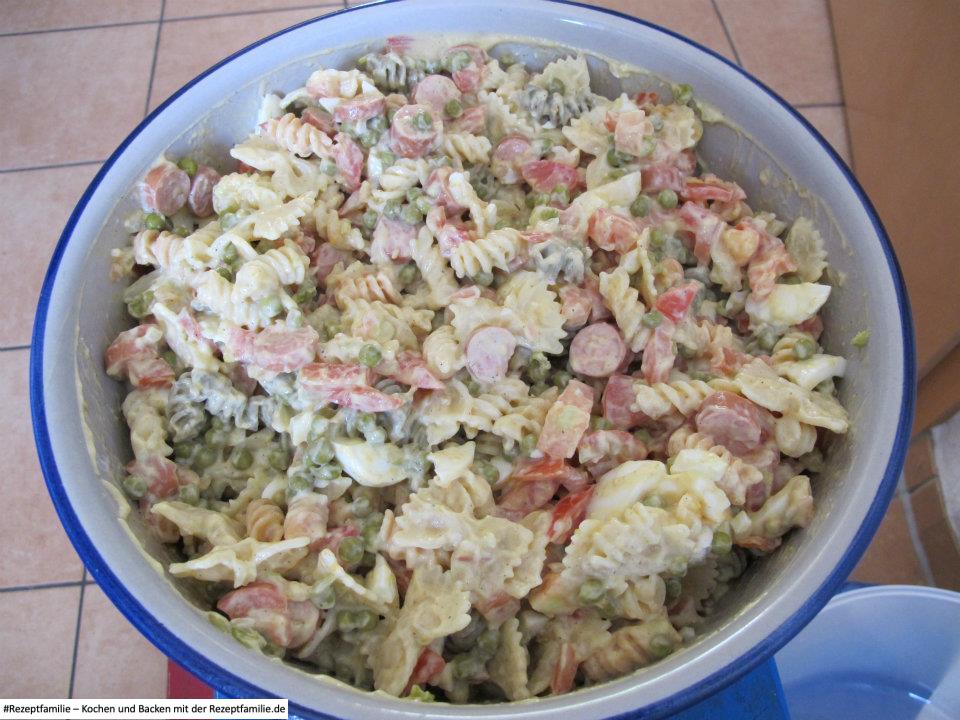 Nudelsalat - Rezeptfamilie