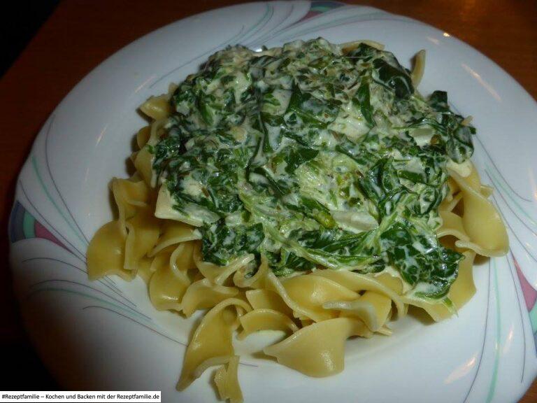 Nudeln mit Brunch – Blattspinat – Sauce