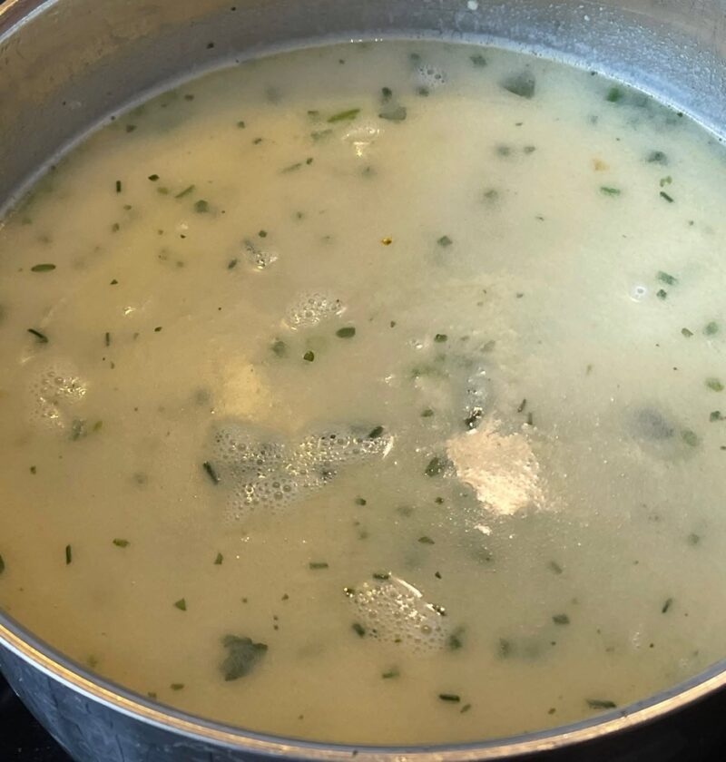 Rezeptideen dieser Woche: Spargelsuppe und 12 weitere Rezepte 1 Neue Suppen Rezepte – Spargelsuppe aus Spargelschale