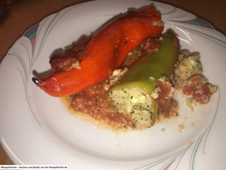 Spitzpaprika mit Couscous gefüllt