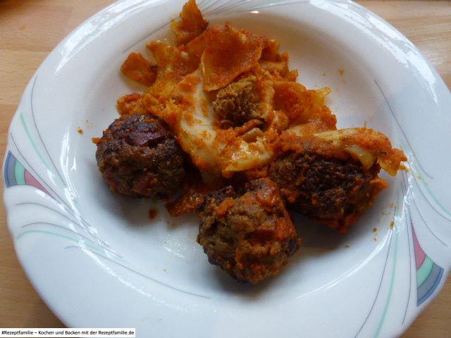 Salami-Hackbällchen-Lasagne