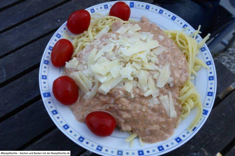 Spagetti mit Thunfisch Sahne Sauce