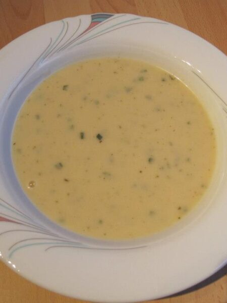 Kartoffelknoblauchsuppe