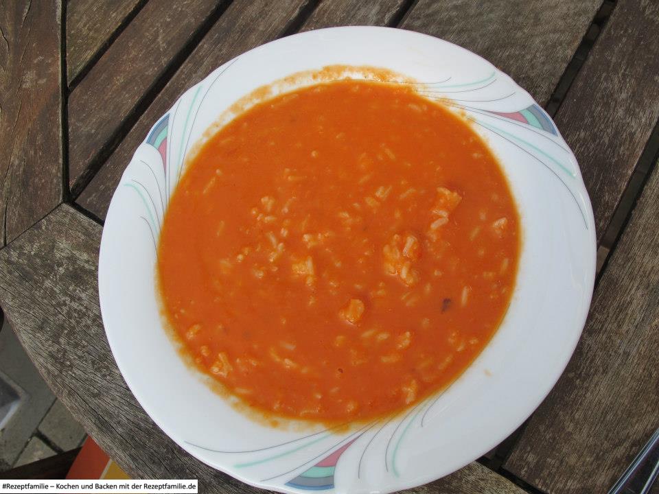 Tomatensuppe mit Reis