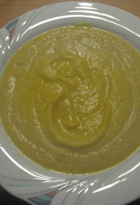 Suppen Rezepte der Woche – Sellerie-Möhren-Cremesuppe