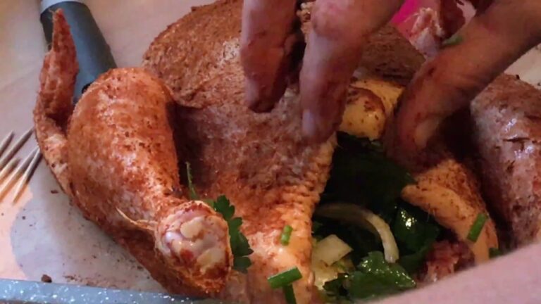 Gefülltes Hähnchen aus dem Ofen – saftig und würzig