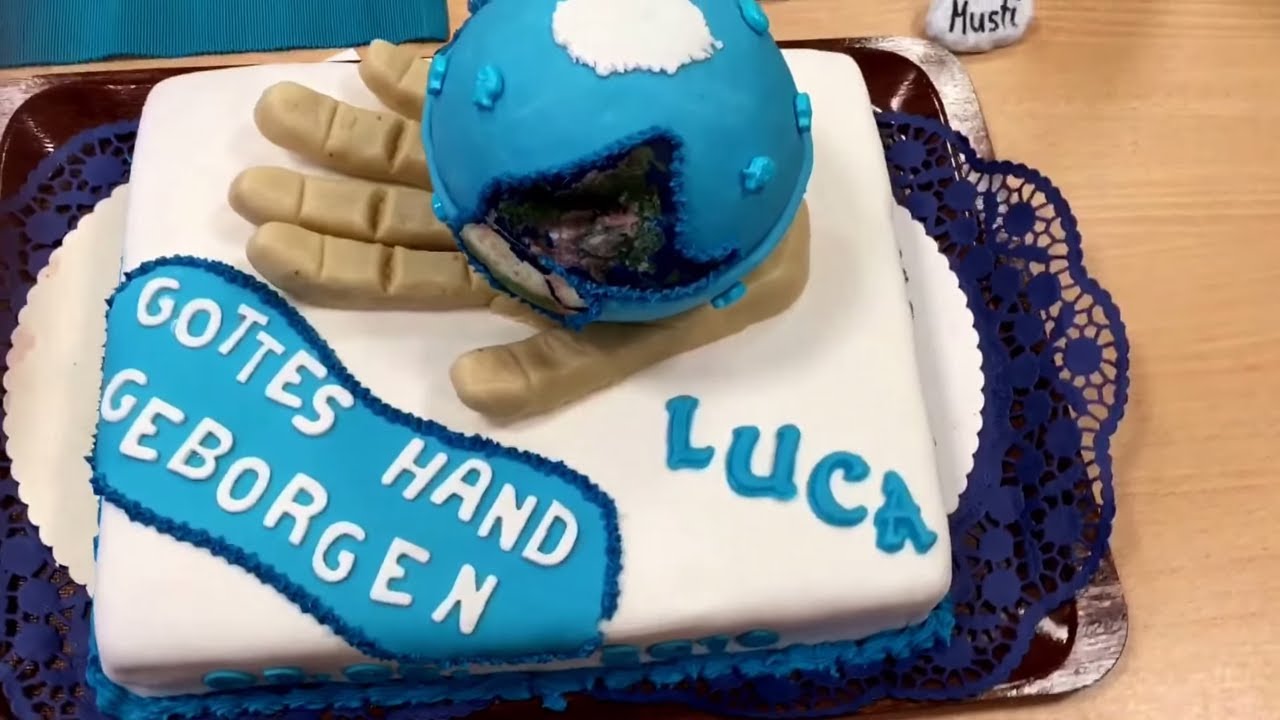 V2 – Saisonorientiert & Entdecker 4 Kommunionstorte aus Fondant