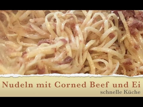 Nudeln mit Corned Beef und Ei